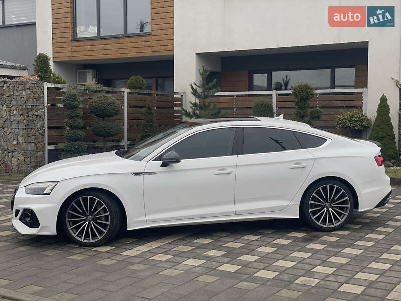 Лифтбек Audi A5 2020 в Стрые