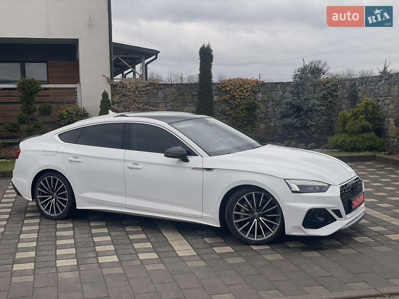 Лифтбек Audi A5 2020 в Стрые
