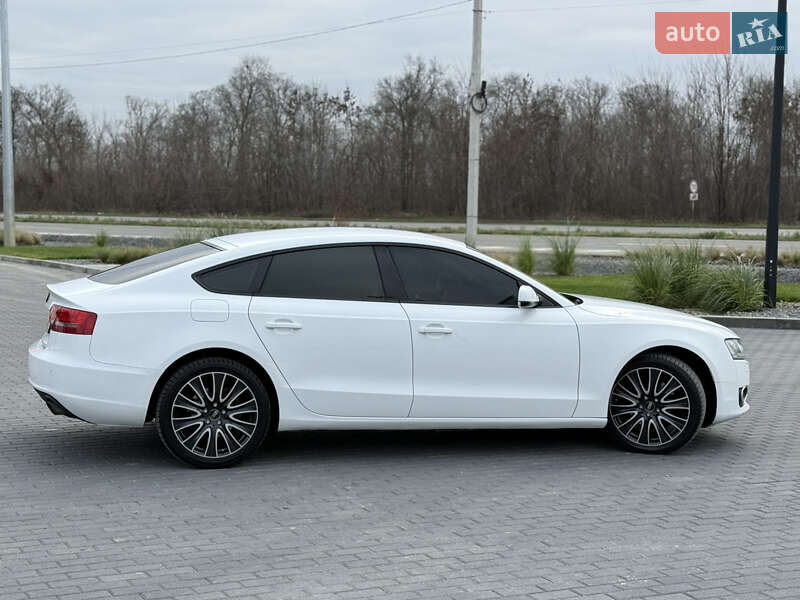 Купе Audi A5 2009 в Черновцах