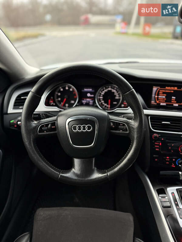 Купе Audi A5 2009 в Черновцах