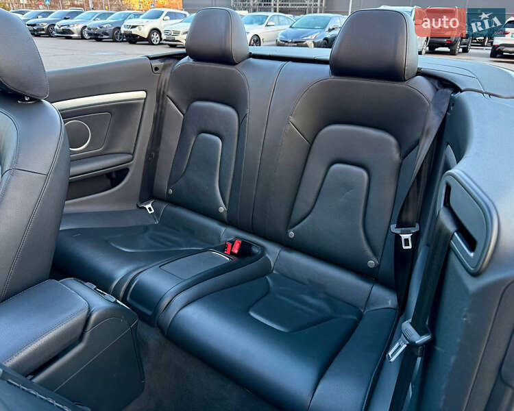 Кабриолет Audi A5 2014 в Киеве