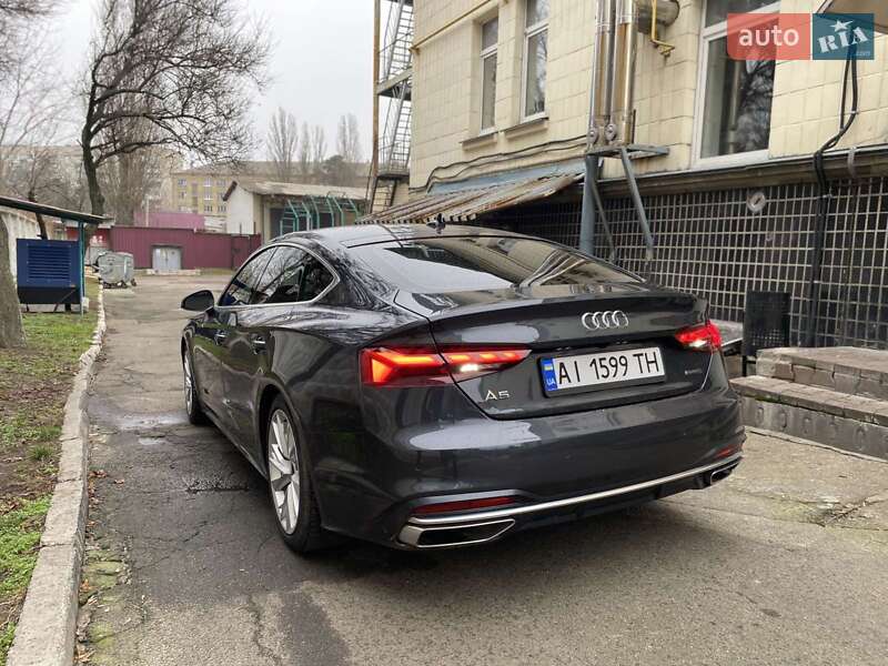 Лифтбек Audi A5 2022 в Киеве