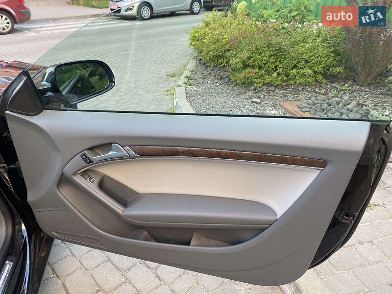 Купе Audi A5 2013 в Луцке