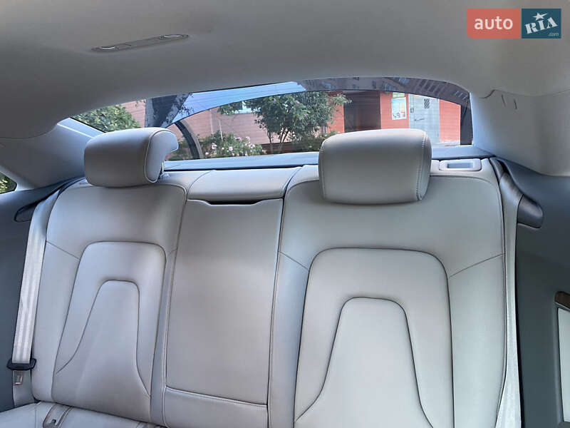 Купе Audi A5 2013 в Луцке