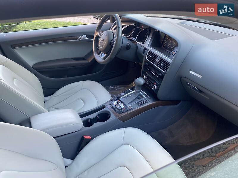 Купе Audi A5 2013 в Луцке