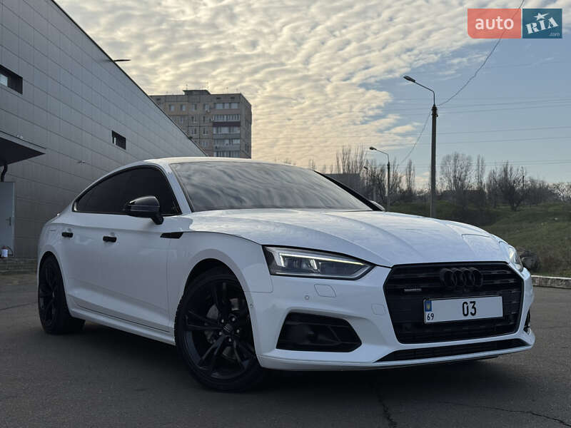 Купе Audi A5 2018 в Киеве