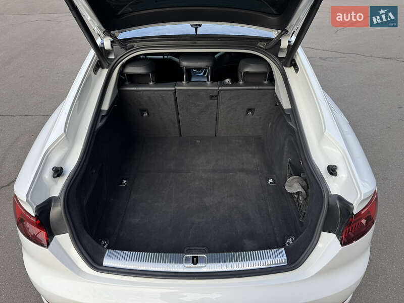 Купе Audi A5 2018 в Киеве