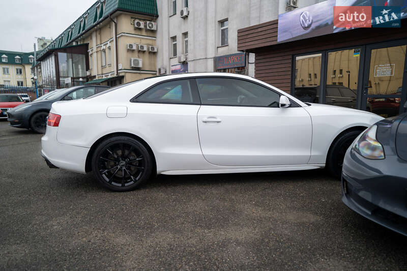 Купе Audi A5 2011 в Києві фото 14 Купе Audi A5 2011 в Києві