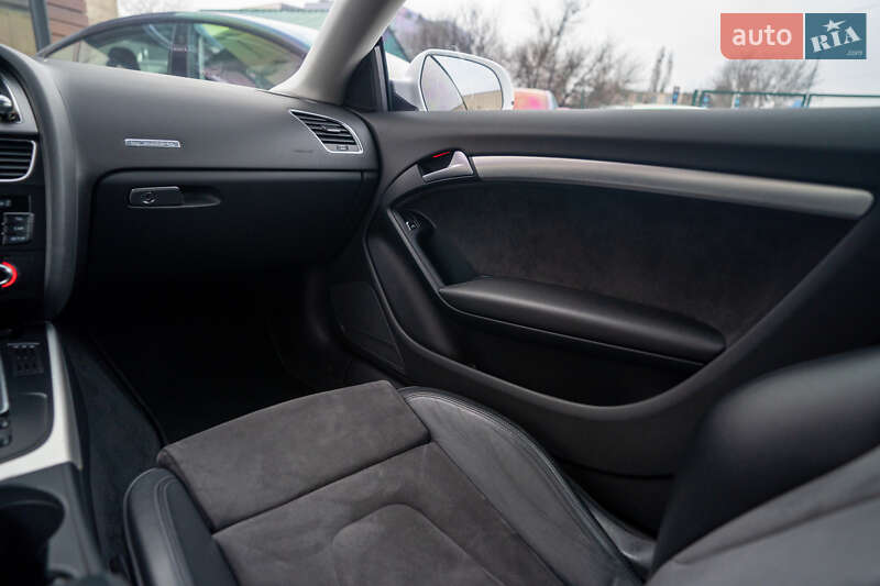 Купе Audi A5 2011 в Києві фото 23 Купе Audi A5 2011 в Києві