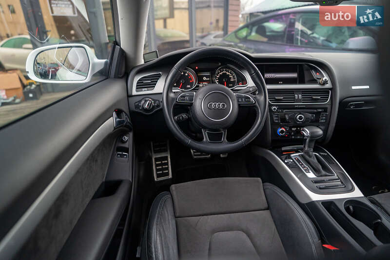 Купе Audi A5 2011 в Києві фото 21 Купе Audi A5 2011 в Києві