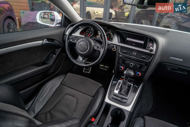 Купе Audi A5 2011 в Києві фото 22 Купе Audi A5 2011 в Києві
