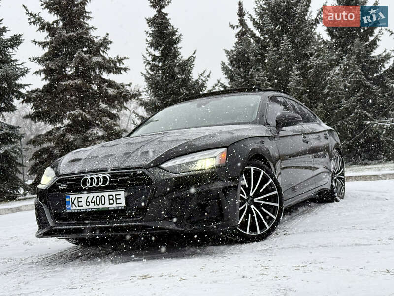 2022 Audi A5 Sportback, VIN WAUCBCF57PA027547:plate — фото 1 (autoria)