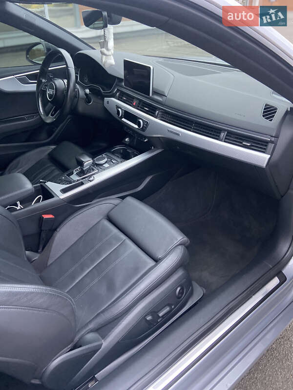 Купе Audi A5 2017 в Киеве фото 20 Купе Audi A5 2017 в Киеве