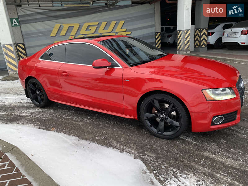Купе Audi A5 2011 в Києві