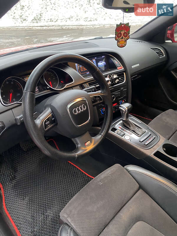 Купе Audi A5 2011 в Києві