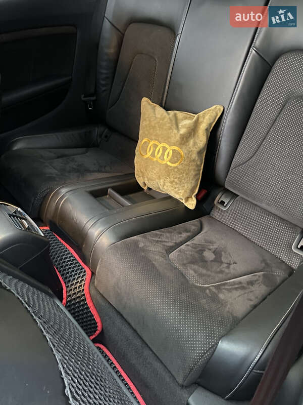 Купе Audi A5 2011 в Києві