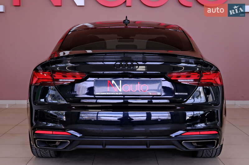 Лифтбек Audi A5 2022 в Одессе