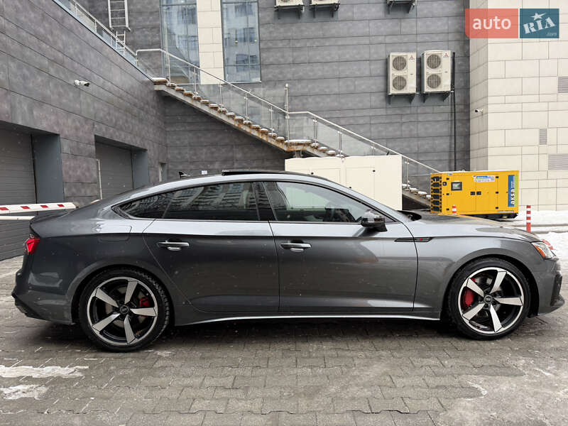 Лифтбек Audi A5 2023 в Киеве