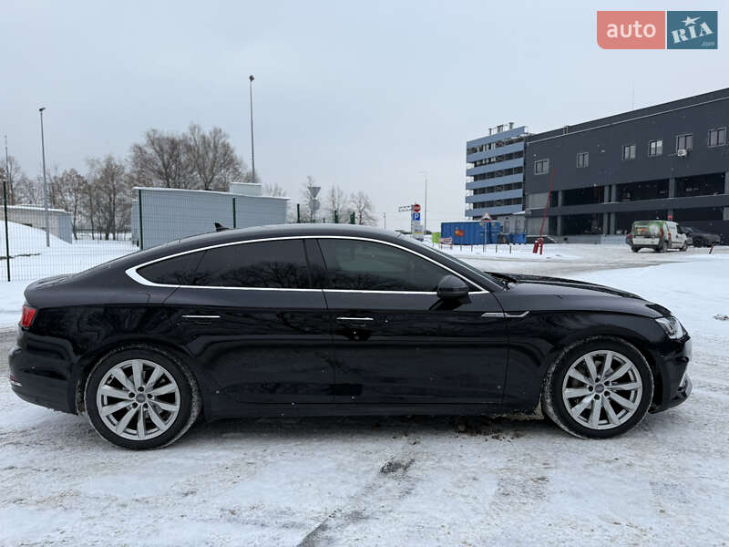 Купе Audi A5 2017 в Киеве