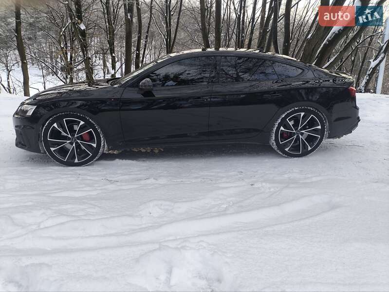 Лифтбек Audi A5 2023 в Киеве