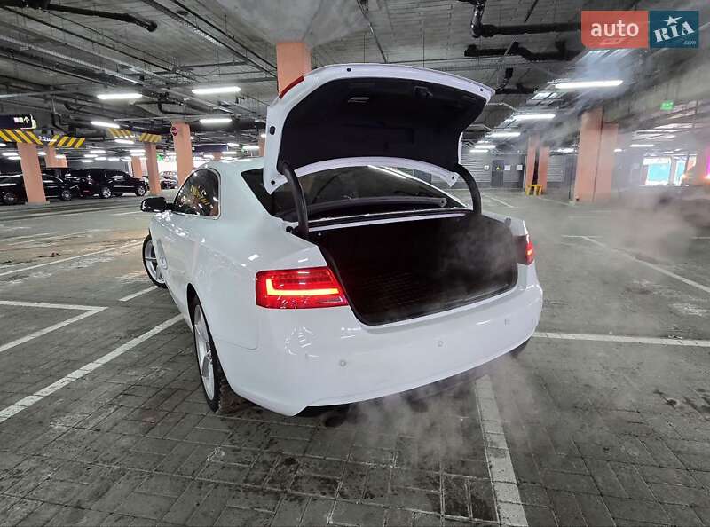 Купе Audi A5 2015 в Києві фото 13 Купе Audi A5 2015 в Києві