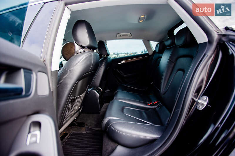 Купе Audi A5 2011 в Береговому