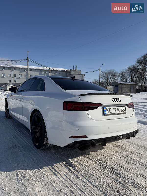 Купе Audi A5 2018 в Днепре