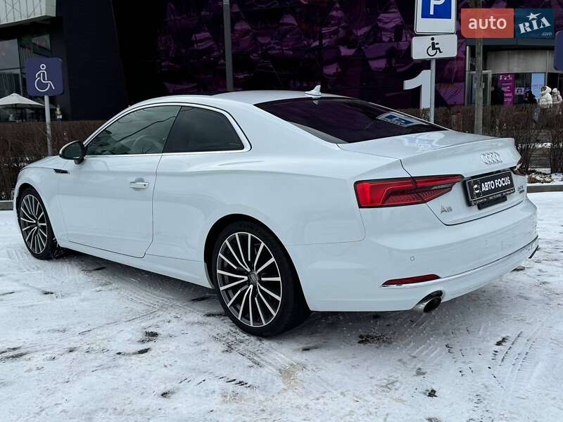 Купе Audi A5 2016 в Києві