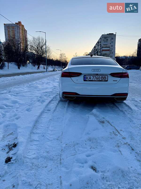 Лифтбек Audi A5 2021 в Киеве