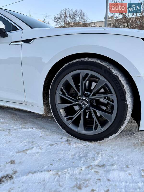 Лифтбек Audi A5 2021 в Киеве