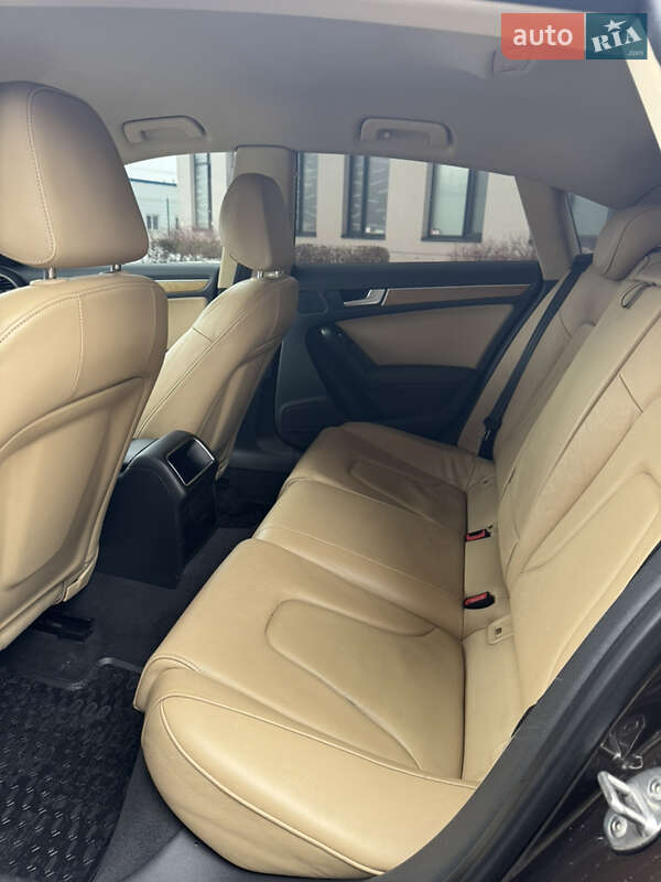 Купе Audi A5 2012 в Києві фото 10 Купе Audi A5 2012 в Києві