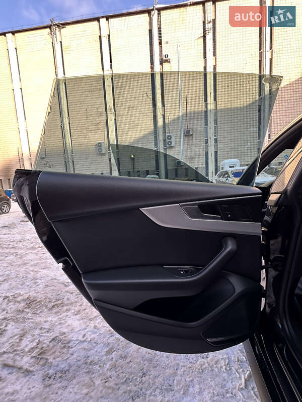 Купе Audi A5 2018 в Киеве