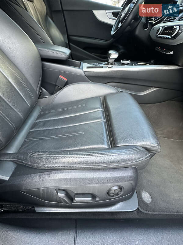 Купе Audi A5 2018 в Киеве