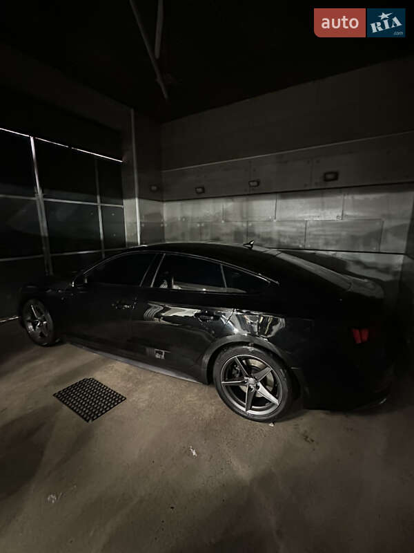 Купе Audi A5 2018 в Киеве