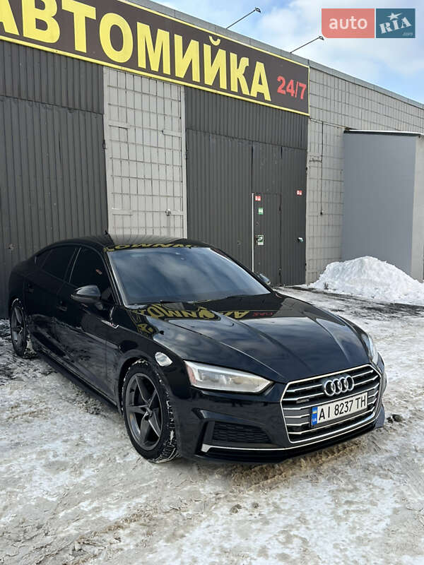 Купе Audi A5 2018 в Киеве