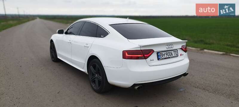 Купе Audi A5 2012 в Раздельной