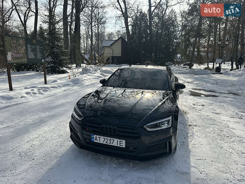 Ліфтбек Audi A5 2017 в Львові фото 26 Ліфтбек Audi A5 2017 в Львові