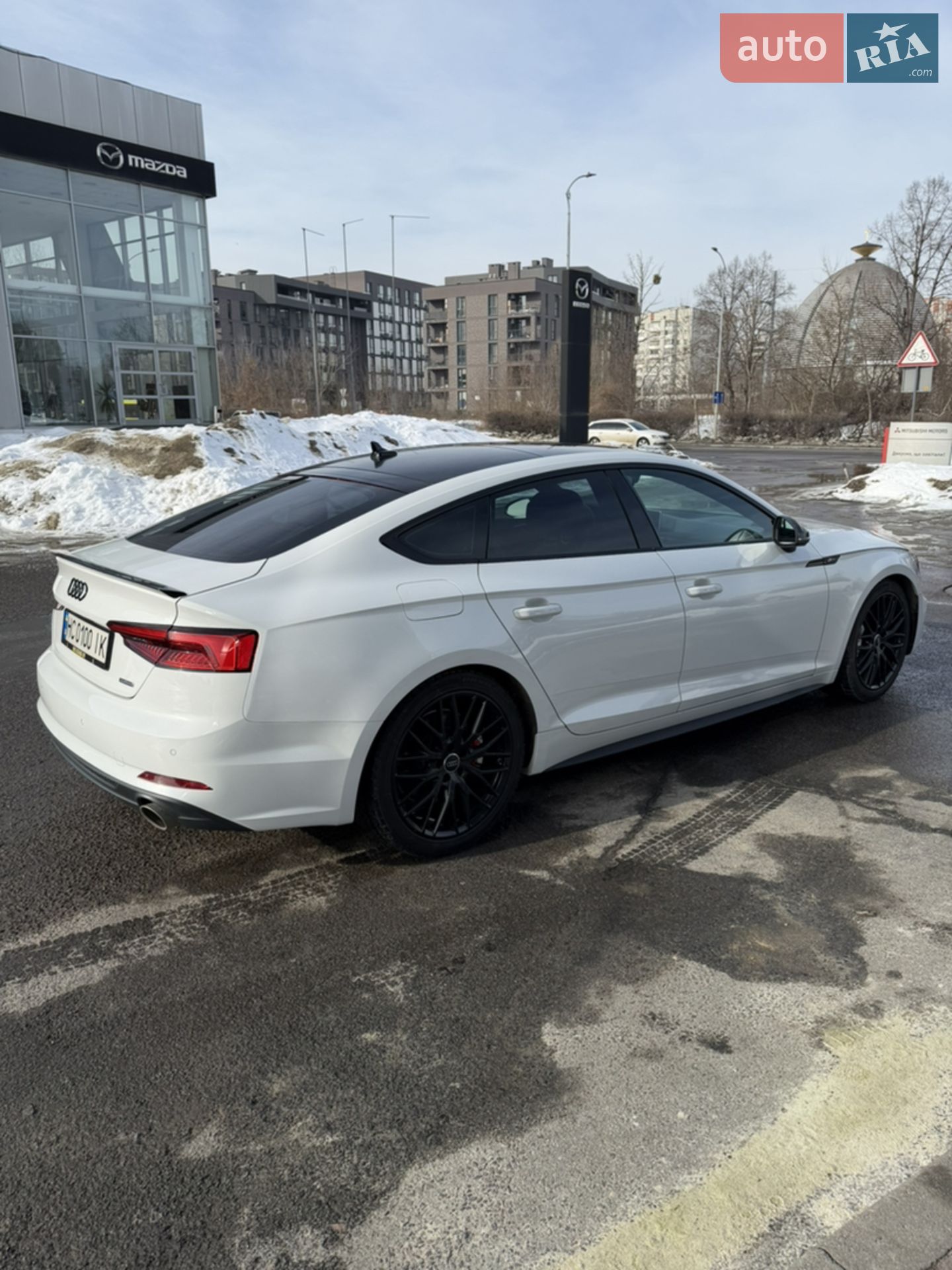 Audi A5 2017 VIN WAUFNCF54JA010068 фото оголошення 5 з 9