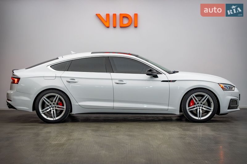 Купе Audi A5 2019 в Киеве
