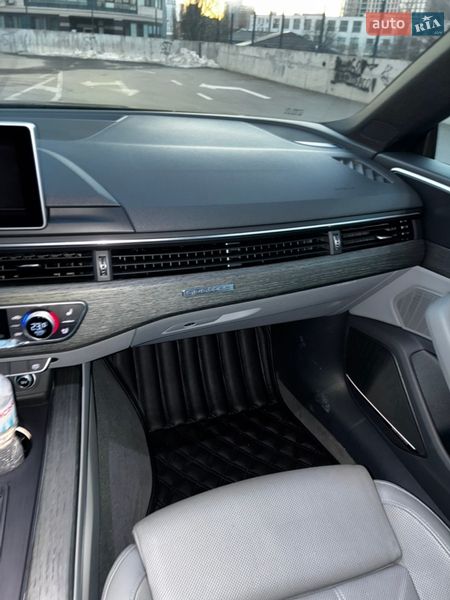 Купе Audi A5 2017 в Киеве