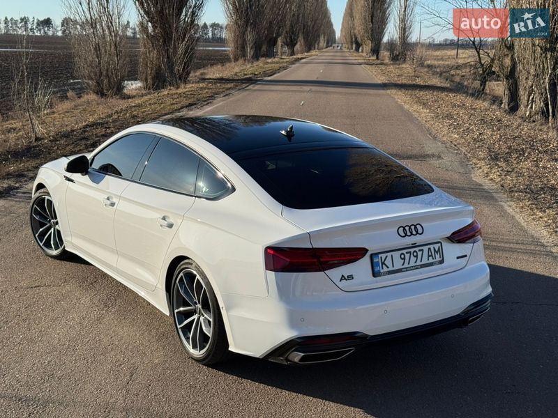 Лифтбек Audi A5 2022 в Киеве