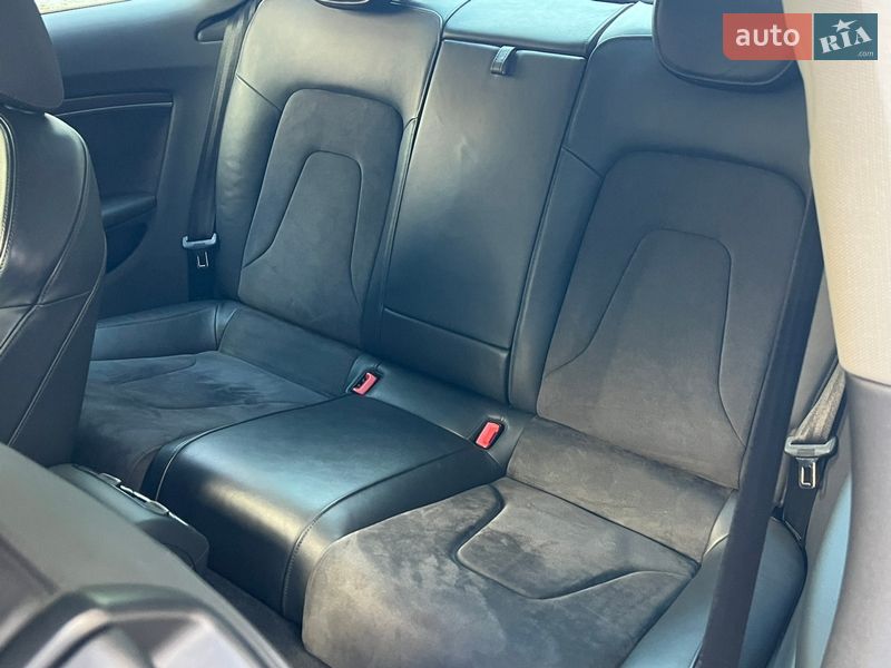 Купе Audi A5 2013 в Киеве