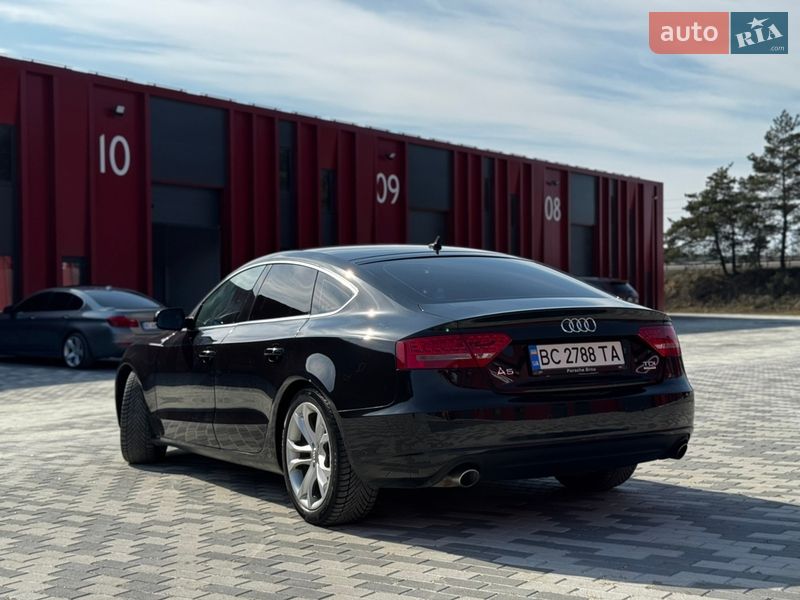 Купе Audi A5 2010 в Львове