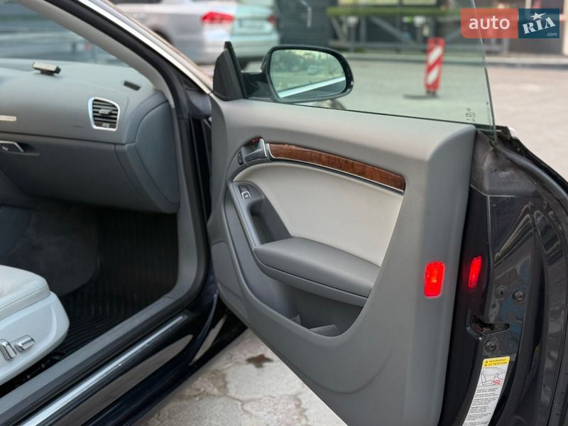 Купе Audi A5 2012 в Львові