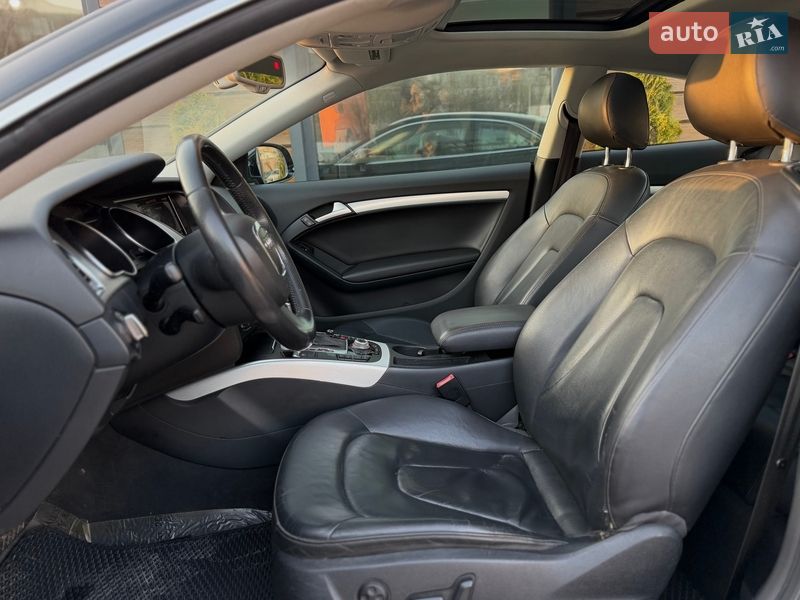 Купе Audi A5 2011 в Шептицькому