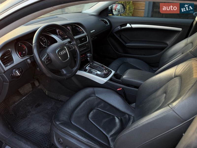 Купе Audi A5 2011 в Шептицькому
