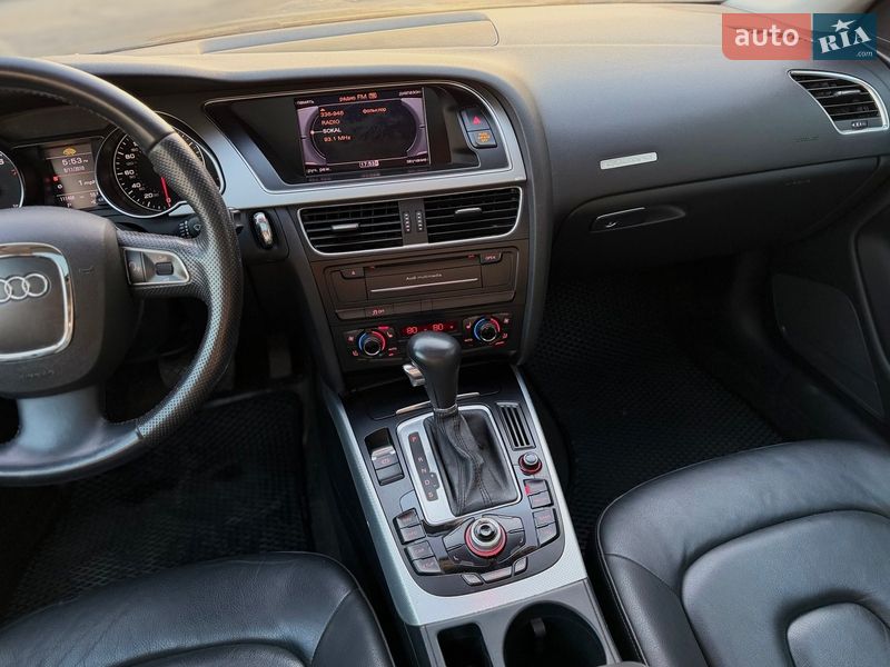 Купе Audi A5 2011 в Шептицькому