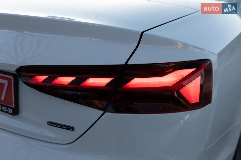 Кабріолет Audi A5 2022 в Дніпрі