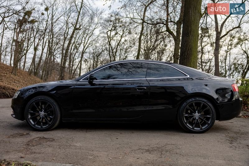 Купе Audi A5 2013 в Львове