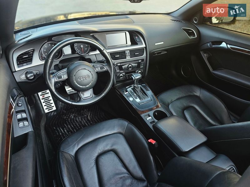Кабриолет Audi A5 2013 в Львове